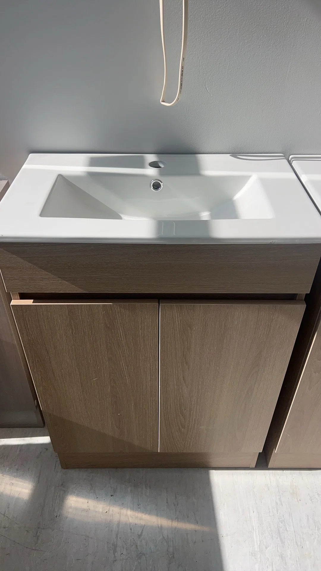 DNF SLIM 600MM*360MM LIGHT OAK Floor Standing Plywood VANITY