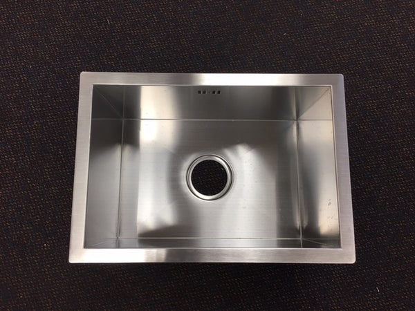 1800MM BLACK PLYWOOD LAUNDRY STATION