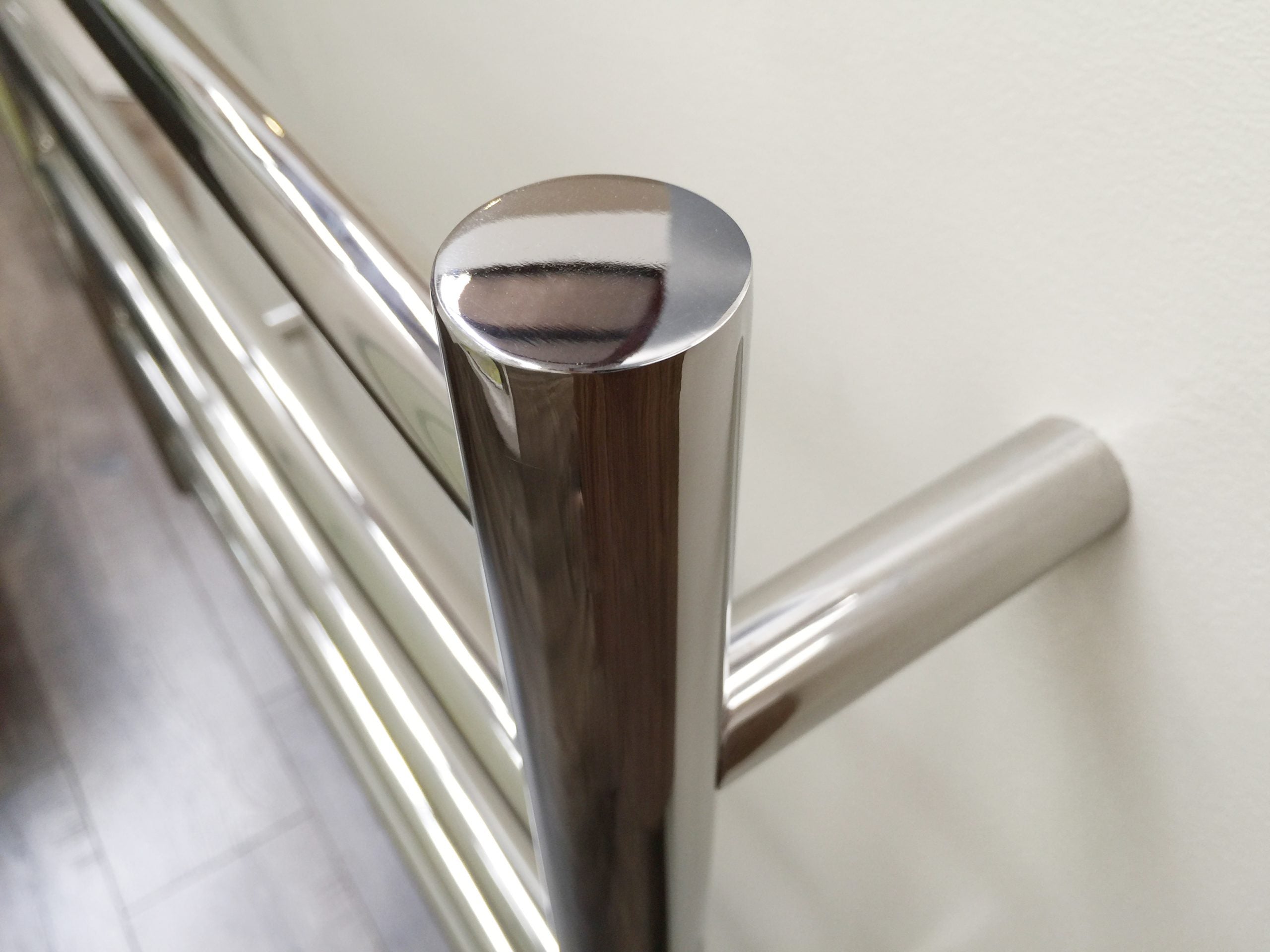 8 Bars Heated towel rail in 1000*600mm and polished finished/  Round