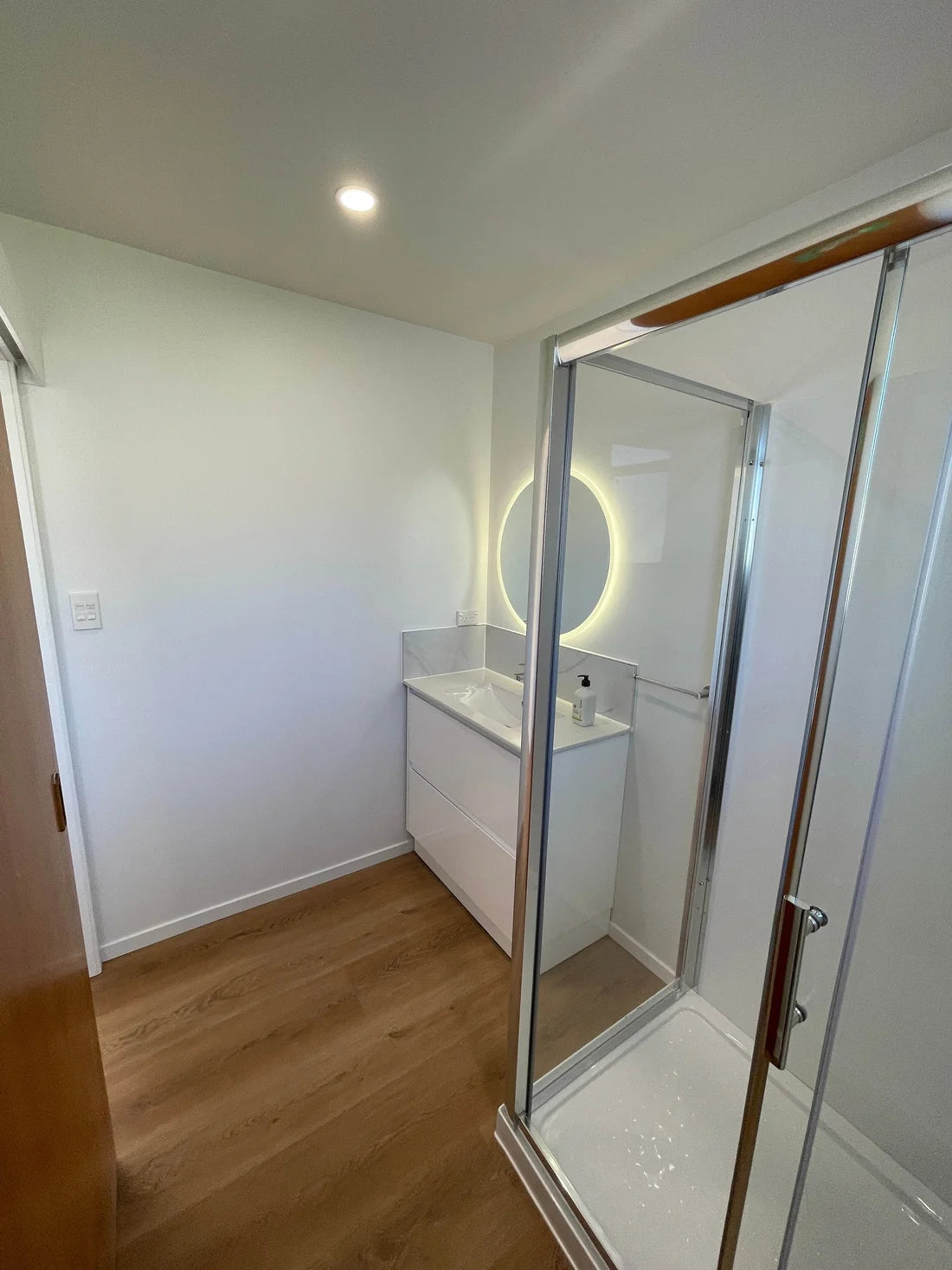 CHROME SLIDING DOOR SHOWER KIT - 2 SIDED